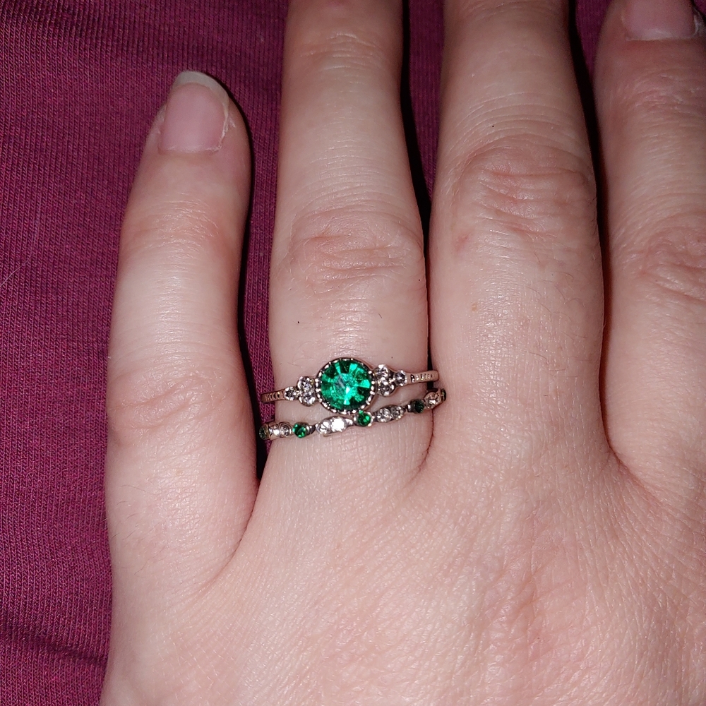 Nwot! Silver & Emerald Ring Set
